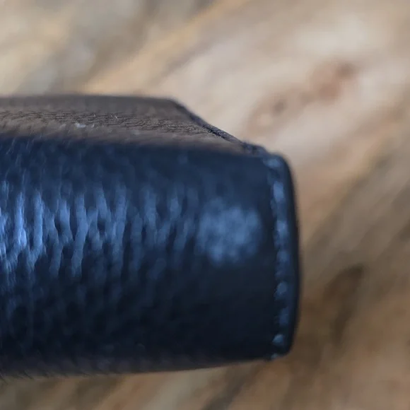 Tory Burch Women's 141004 Pebbled Leather Britten Zip Continental Wallet (Black) - Picture 11 of 11